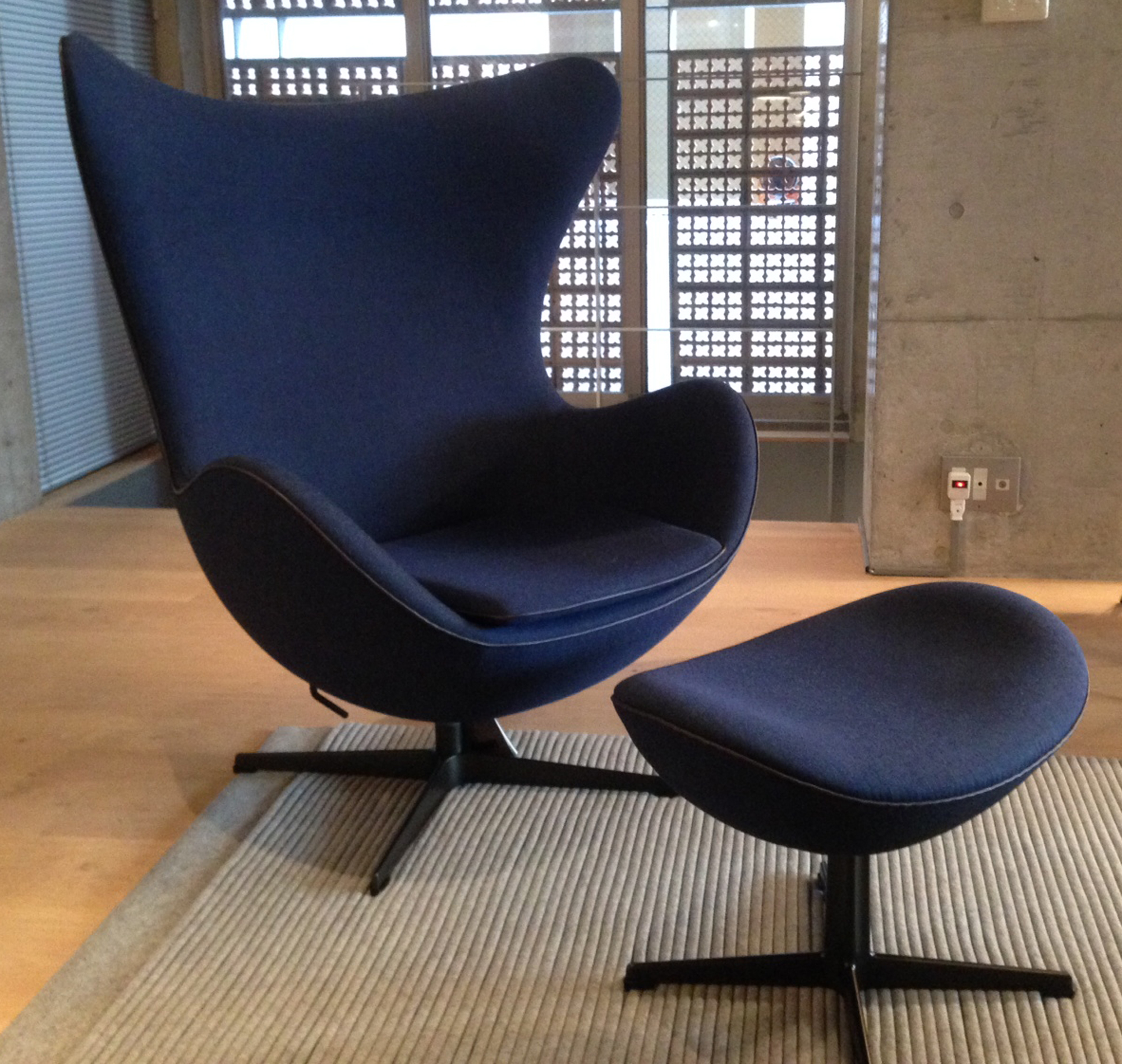 999台限定 EGGチェア 展示スタート！ フリッツ・ハンセン 正規代理店 / REPUBLIC OF FRITZ HANSEN