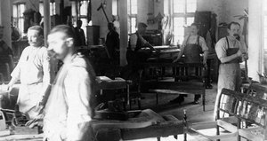 production_woodchairs_1910.jpg