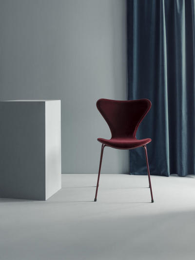 7489_lala Berlin x Republic of Fritz Hansen.jpg