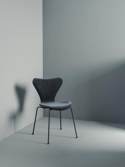 7493_lala Berlin x Republic of Fritz Hansen.jpg