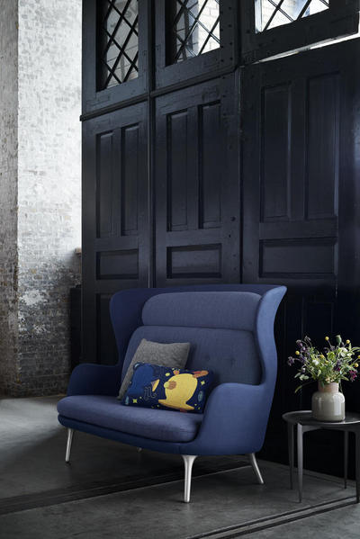 7264_Ro Sofa - Blue.jpg