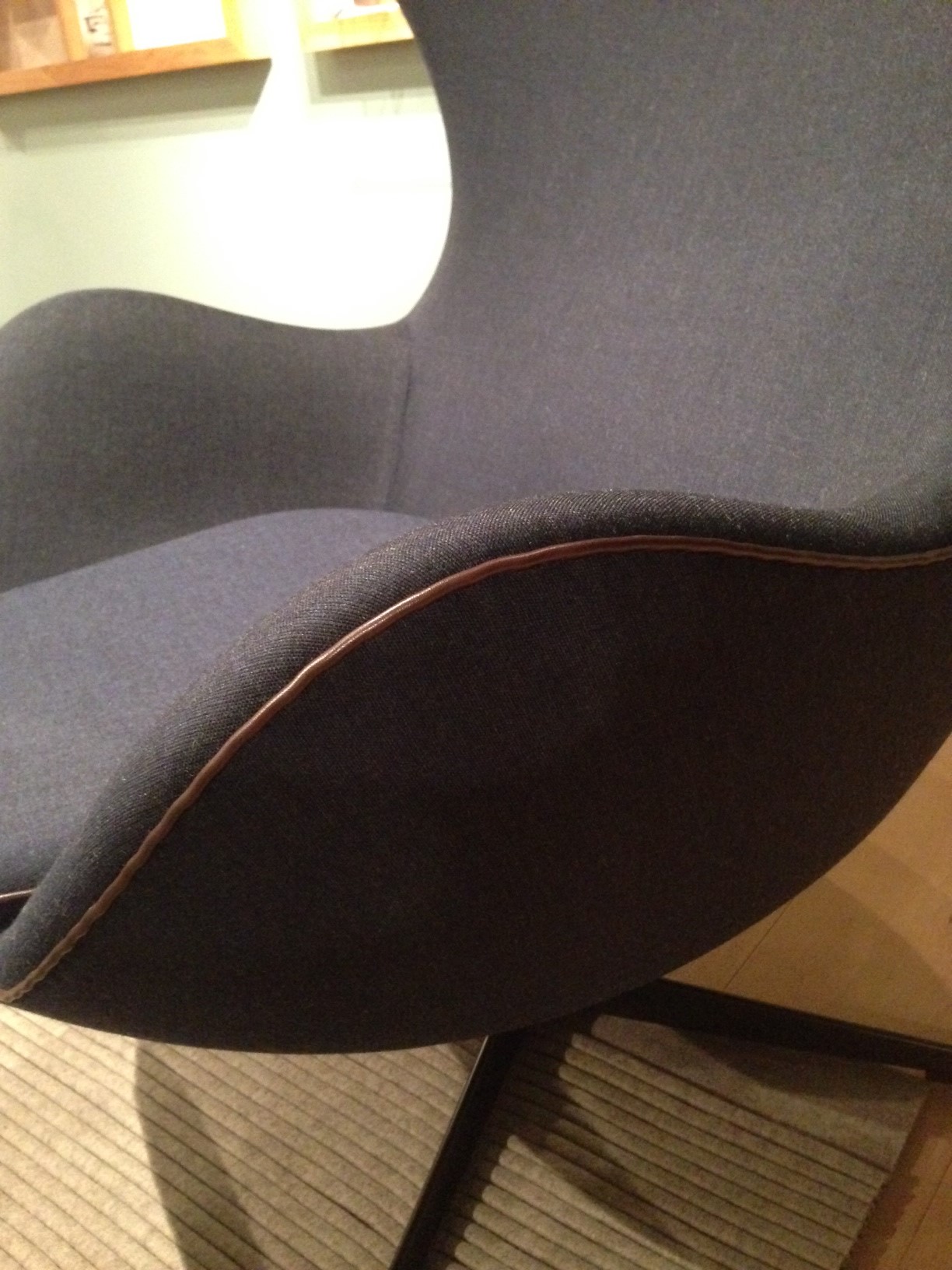 EGGチェアのパイピング フリッツ・ハンセン正規専門店 / REPUBLIC OF FRITZ HANSEN STORE OSAKA