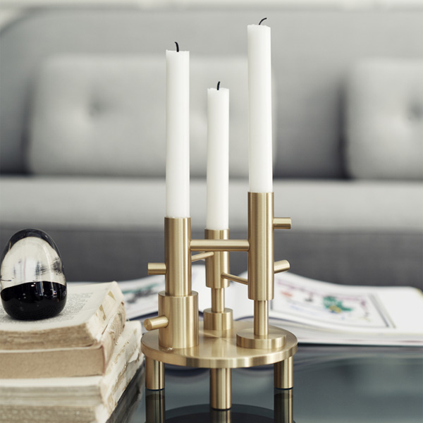 CANDLEHOLDER