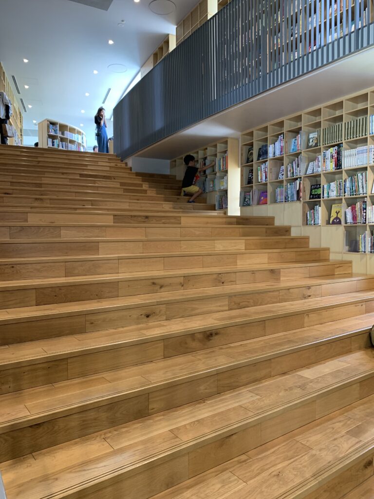 こども本の森中之島