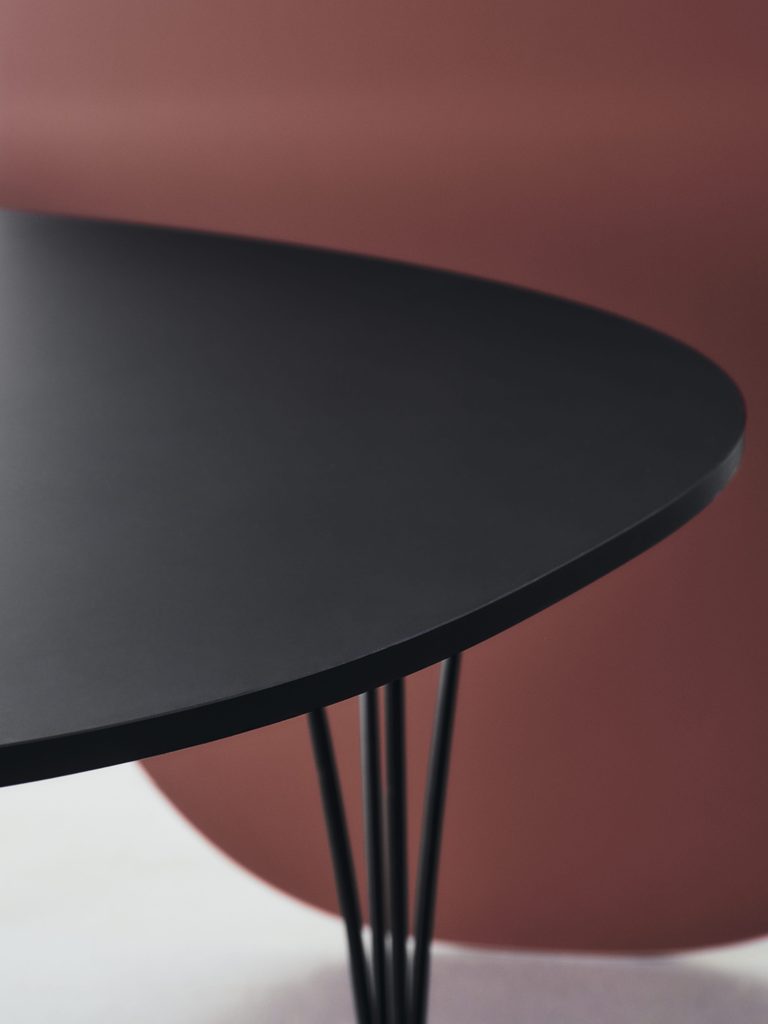 TABLE SERIES フルブラック仕様｜フリッツ・ハンセン 2026年新仕様