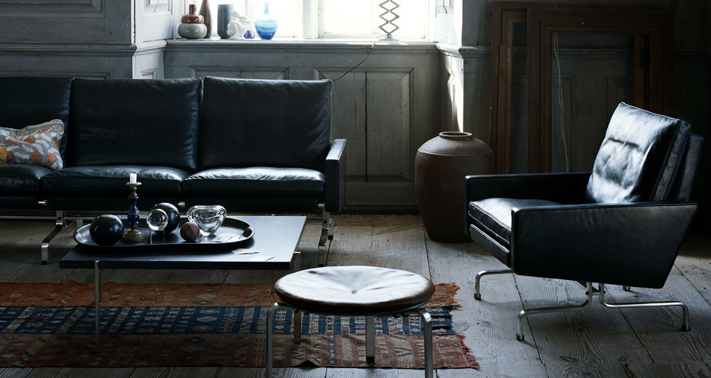 PK31 sofa series with PK61A coffee table and PK33 stool. All designed by Poul Kjærholm.