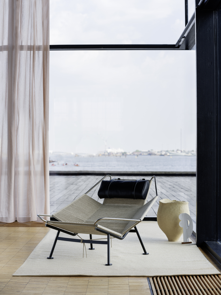 フラッグハリヤードチェア