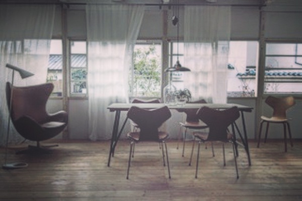 グランプリチェアとアンティーク