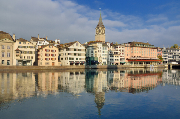 『タル・アール』とセブンチェアの秘めごと