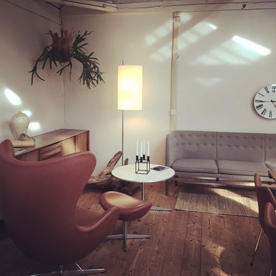 AJ ロイヤル　フロアランプ